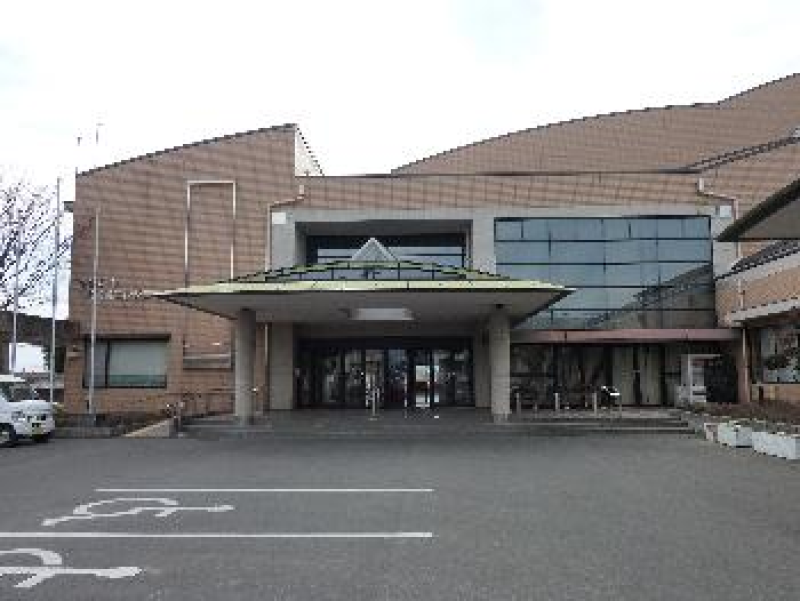 Arie Collegio Hall