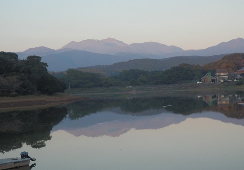Suwa Pond